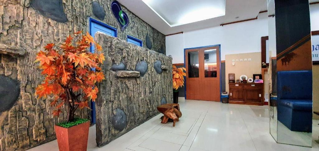 B Shaw Hotel Jacarta Exterior foto